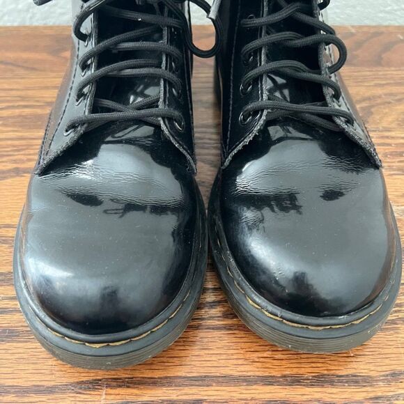 Dr. Martens Junior 1460 Patent Leather Boots Size 3 - Picture 8 of 10